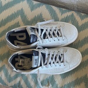 P448 Women’s Silver Metallic Low-Top Sneakers